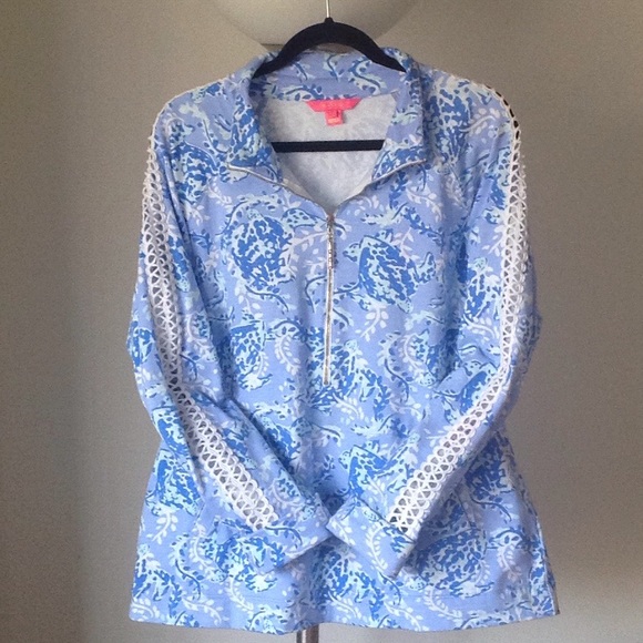 💎💕💎 Lilly Pulitzer - Water Blue / Lace Trim Top - Picture 1 of 8